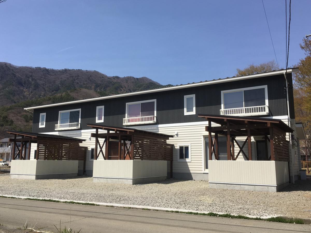 Villa Yushin Fujikawaguchiko Exterior photo
